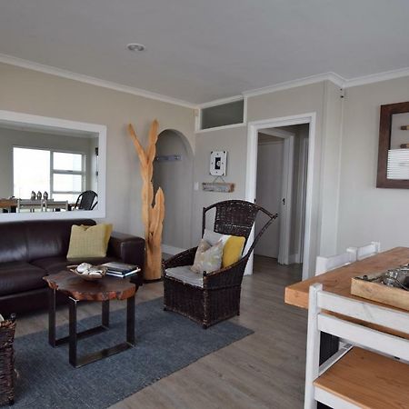 Apartment Dolphin House Hermanus Exterior photo