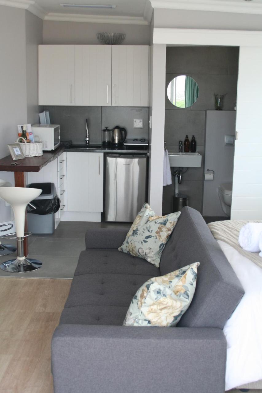 Apartment Dolphin House Hermanus Exterior photo